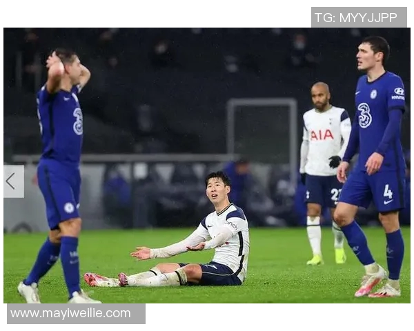 深入分析深圳足球队的控制打法及其战术理念与实践效果 深入分析深圳足球队的控制打法及其战术理念与实践效果